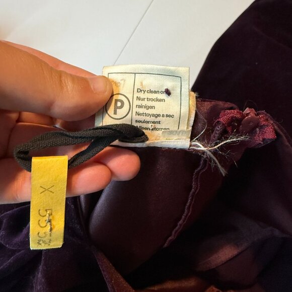 VTG Laura Ashley Women 10 Velvet Dress Solid Burgundy Purple Midi Cottagecore - Picture 5 of 8